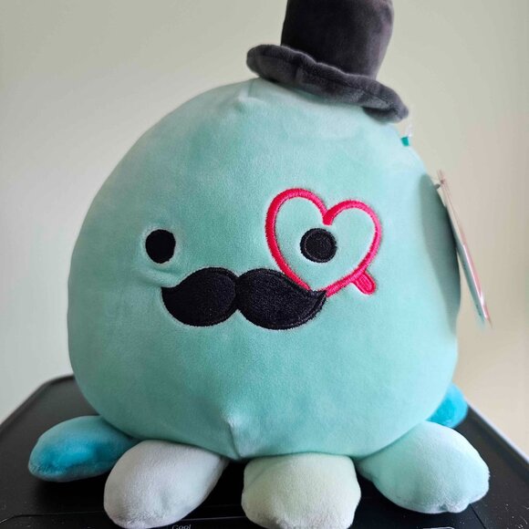 NWT 8" Eiko the teal octopus Squishmallow - Picture 1 of 2